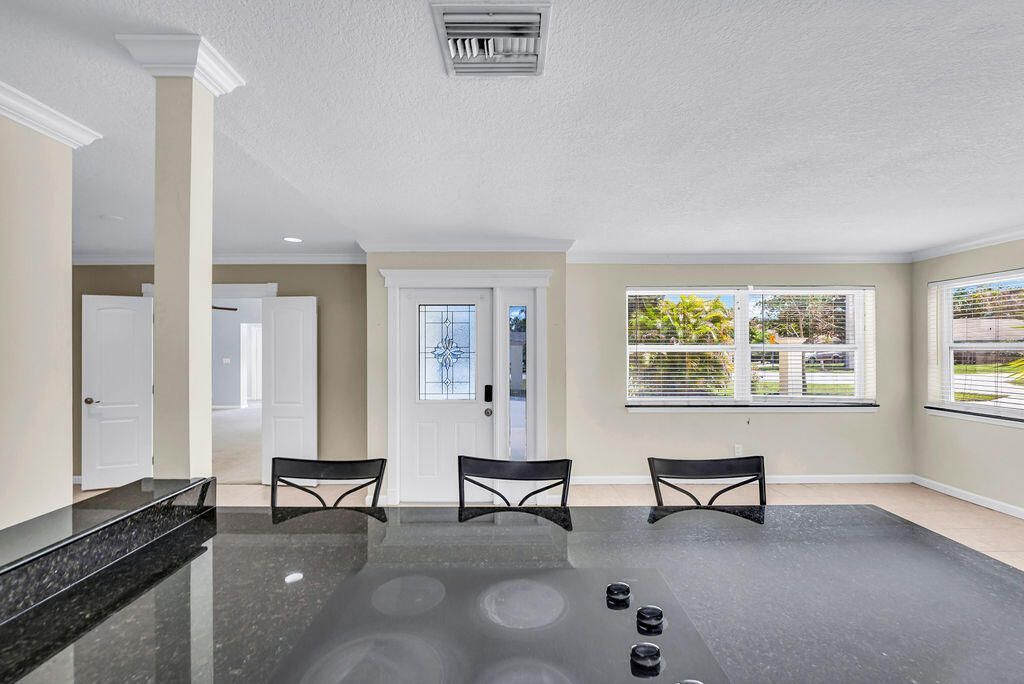 614 SE Flamingo Avenue, Stuart, FL 34996 Photo