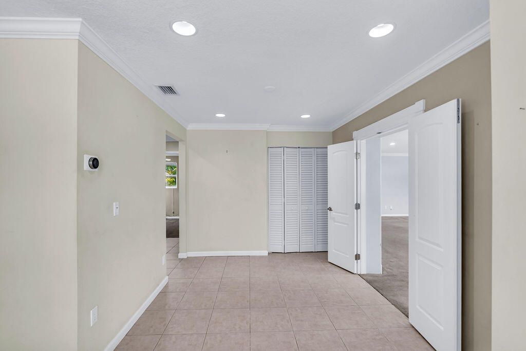 614 SE Flamingo Avenue, Stuart, FL 34996 Photo