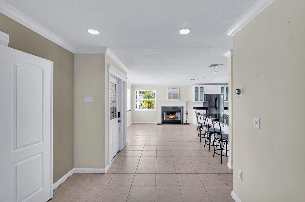 614 SE Flamingo Avenue, Stuart, FL 34996 Photo