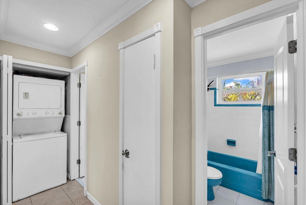 614 SE Flamingo Avenue, Stuart, FL 34996 Photo