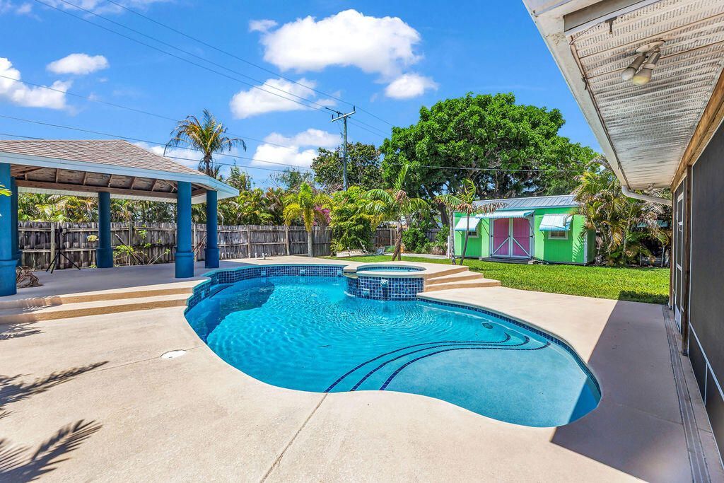614 SE Flamingo Avenue, Stuart, FL 34996 Photo