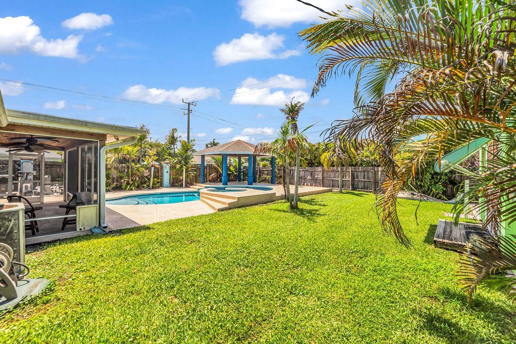 614 SE Flamingo Avenue, Stuart, FL 34996 Photo