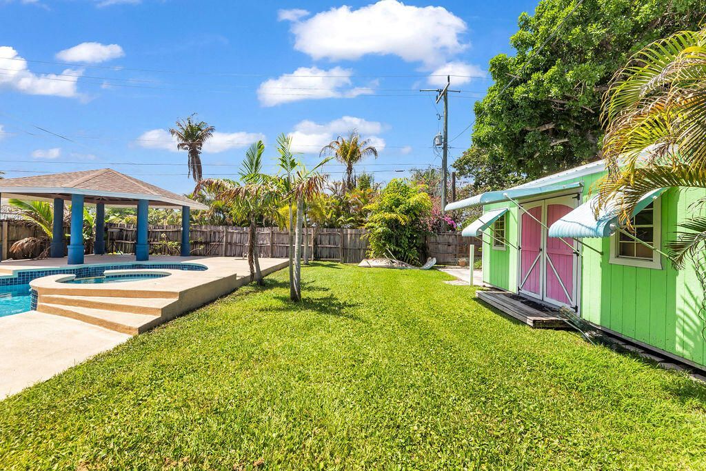 614 SE Flamingo Avenue, Stuart, FL 34996 Photo