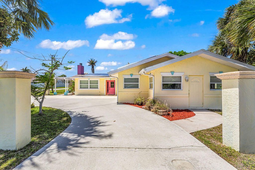 614 SE Flamingo Avenue, Stuart, FL 34996 Photo