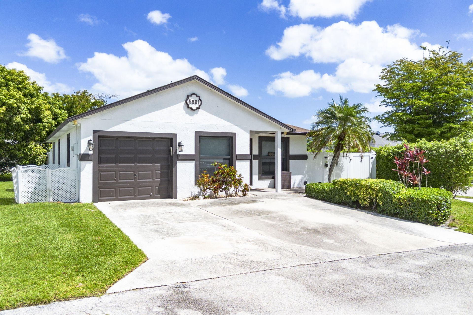 5661 Boynton Bay Circle, Boynton Beach, FL 33437 Photo