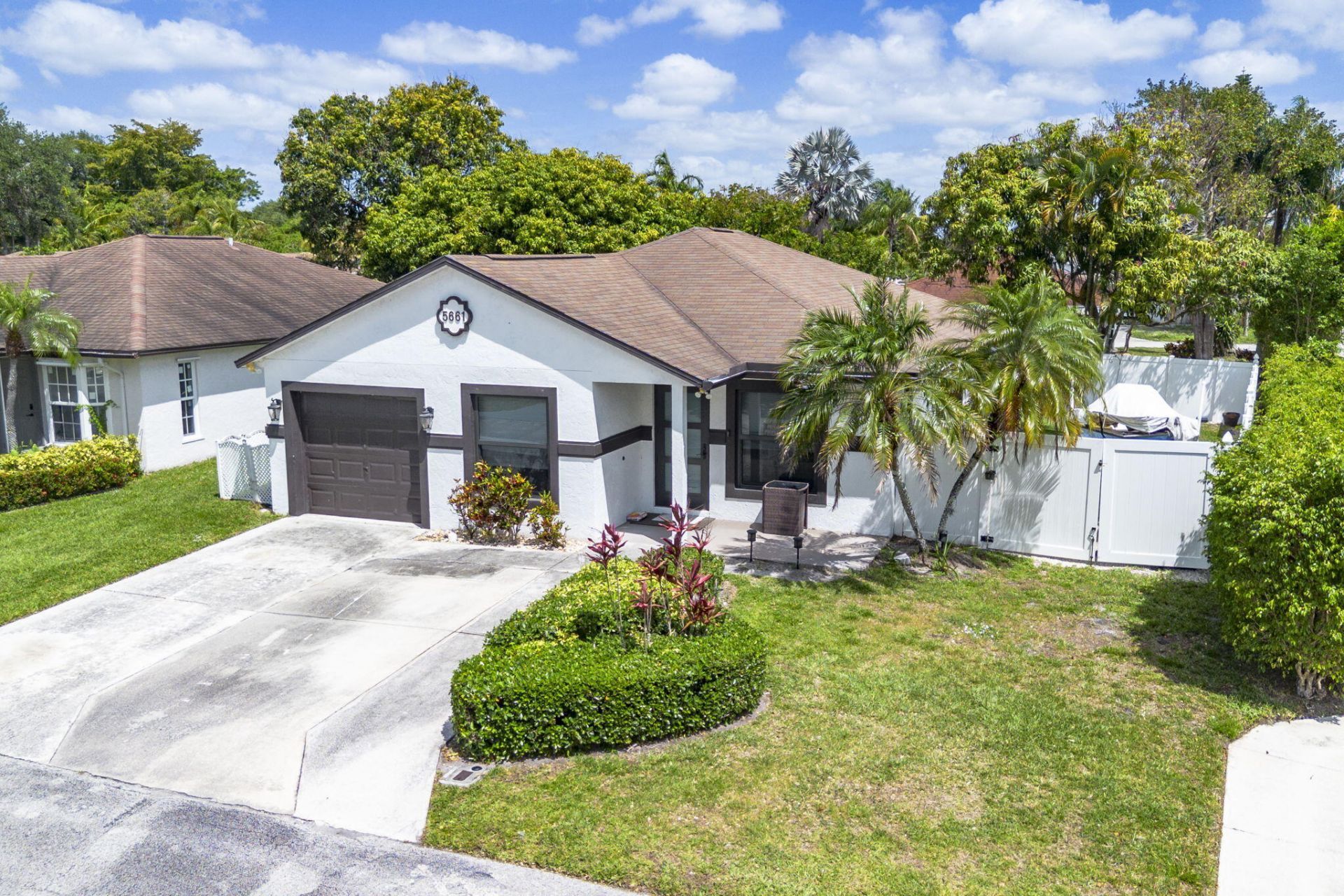 5661 Boynton Bay Circle, Boynton Beach, FL 33437 Photo