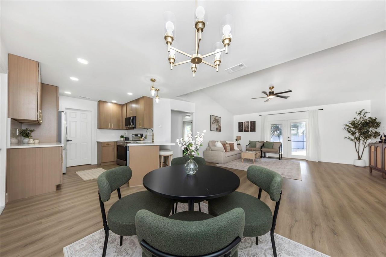 12909 Pineway Drive, Largo, FL 33773 Photo