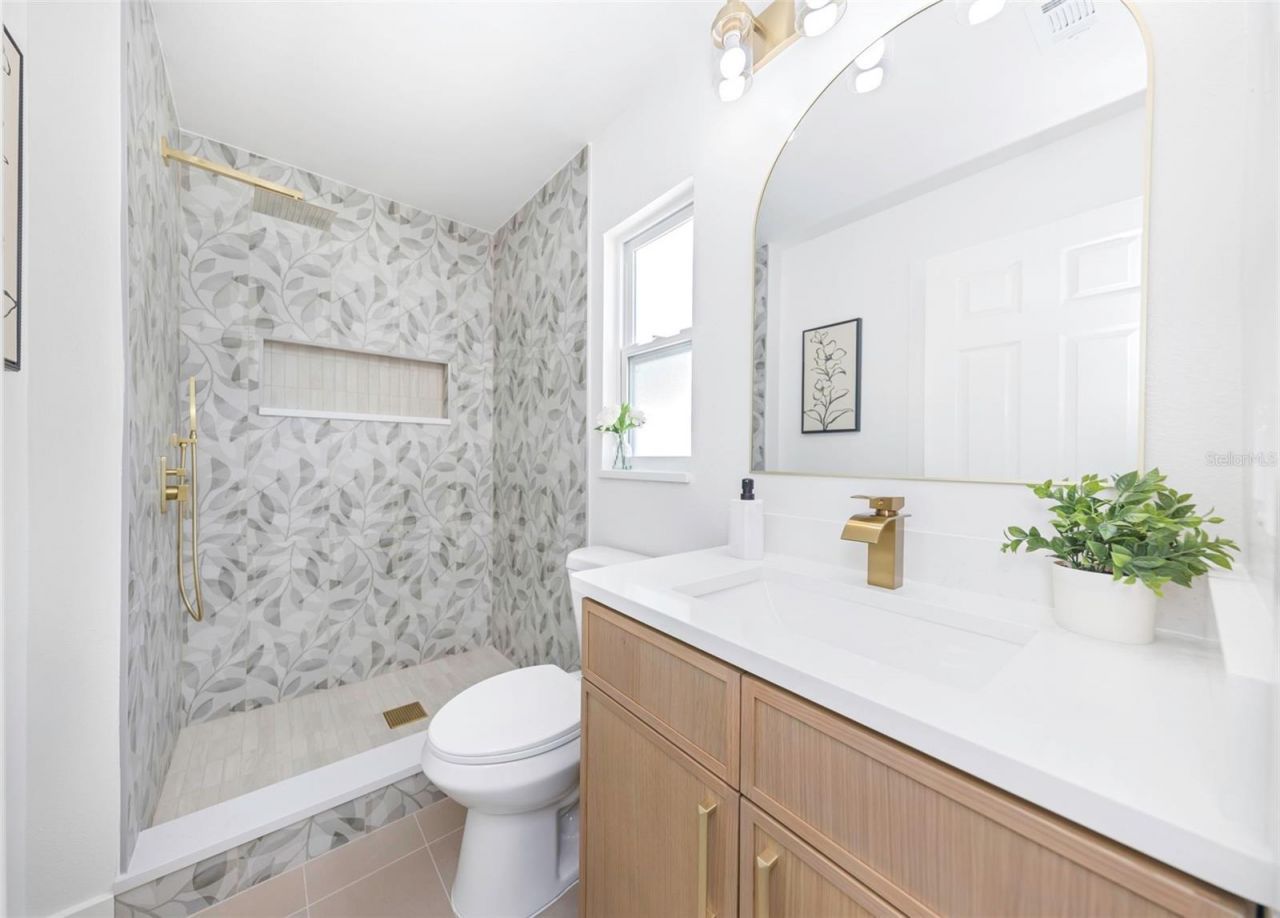 12909 Pineway Drive, Largo, FL 33773 Photo