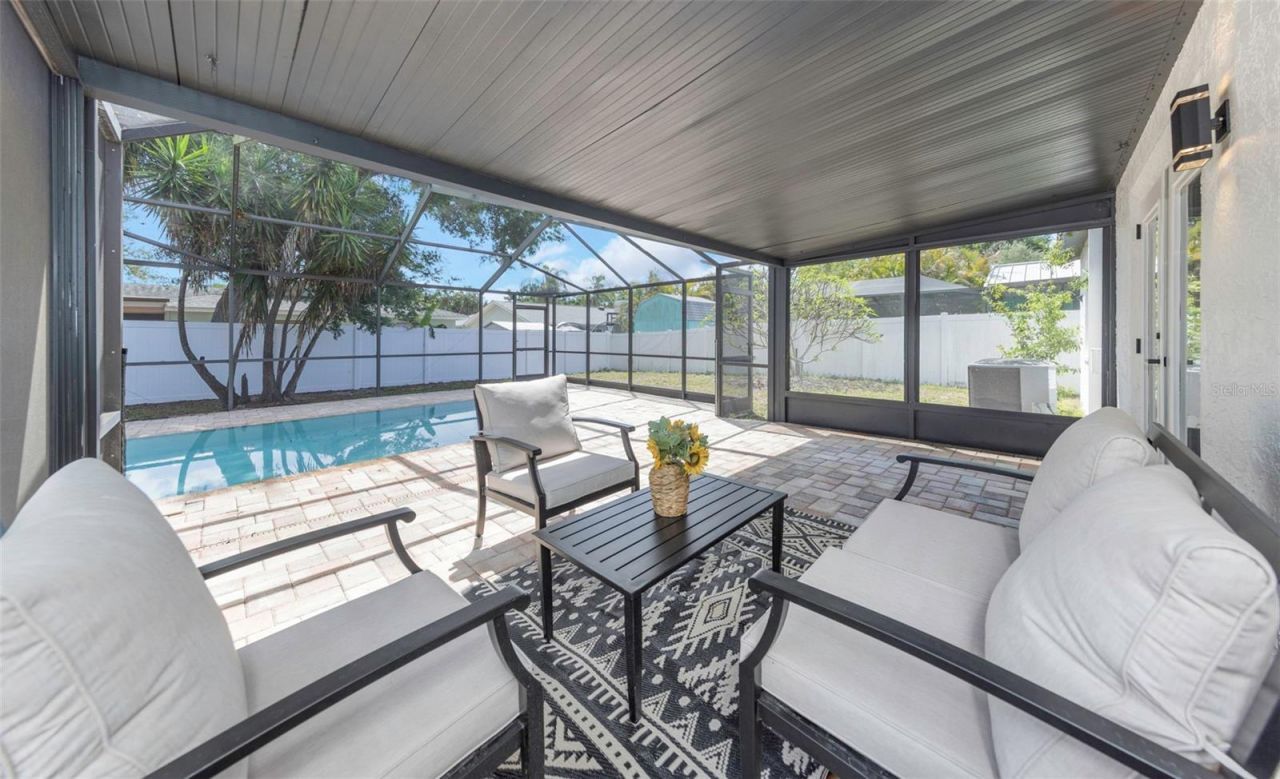 12909 Pineway Drive, Largo, FL 33773 Photo