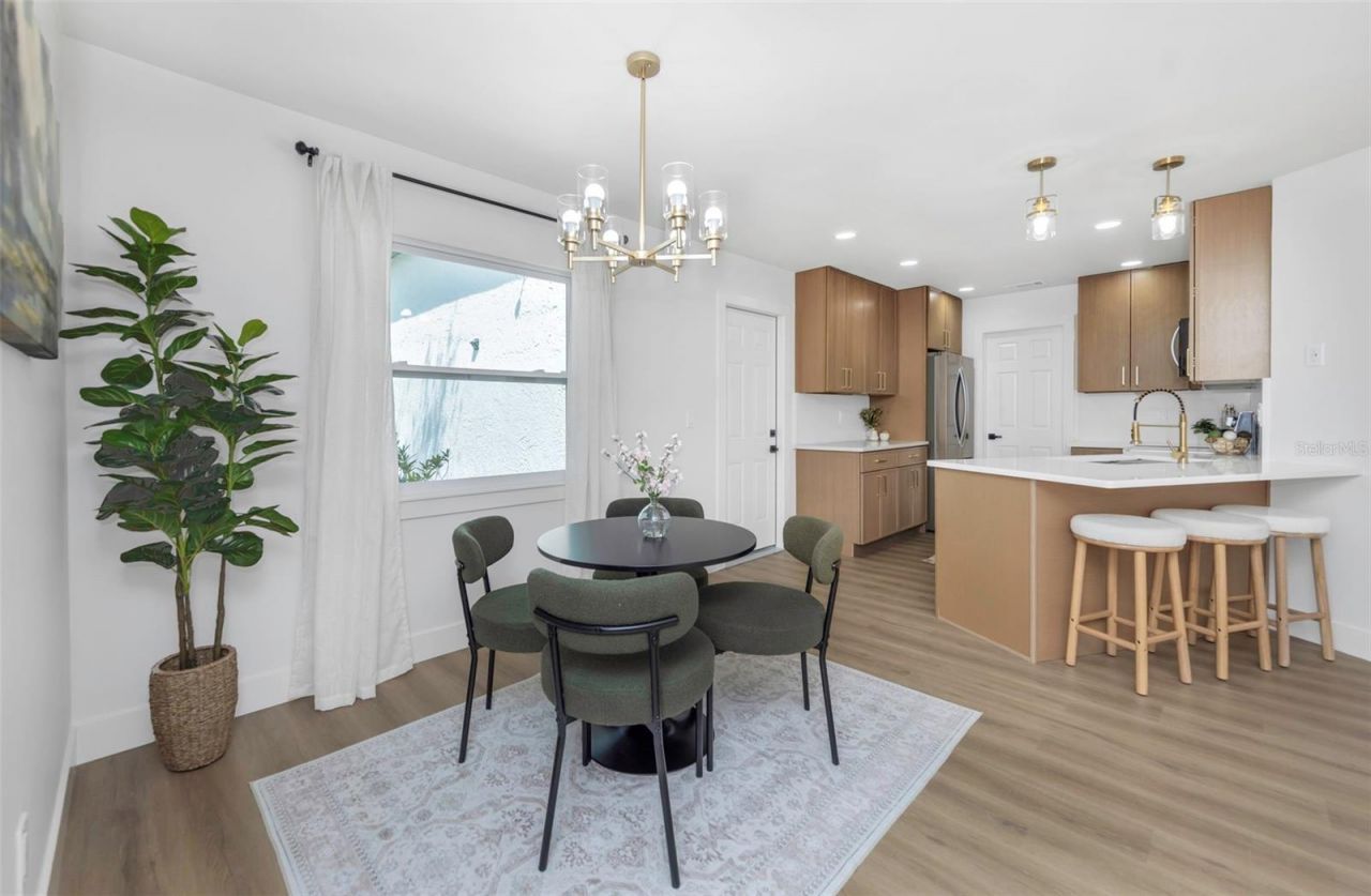 12909 Pineway Drive, Largo, FL 33773 Photo