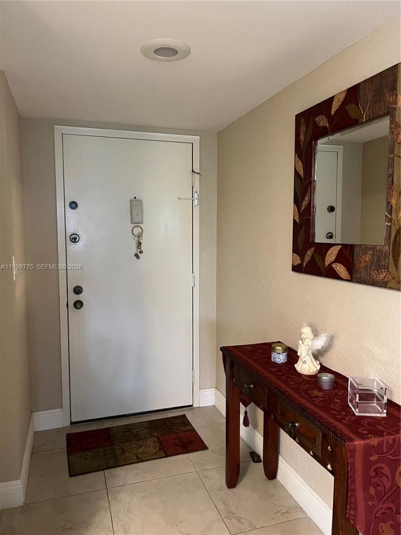 16500 Golf Club Rd, Unit 309, Weston, FL 33326 Photo