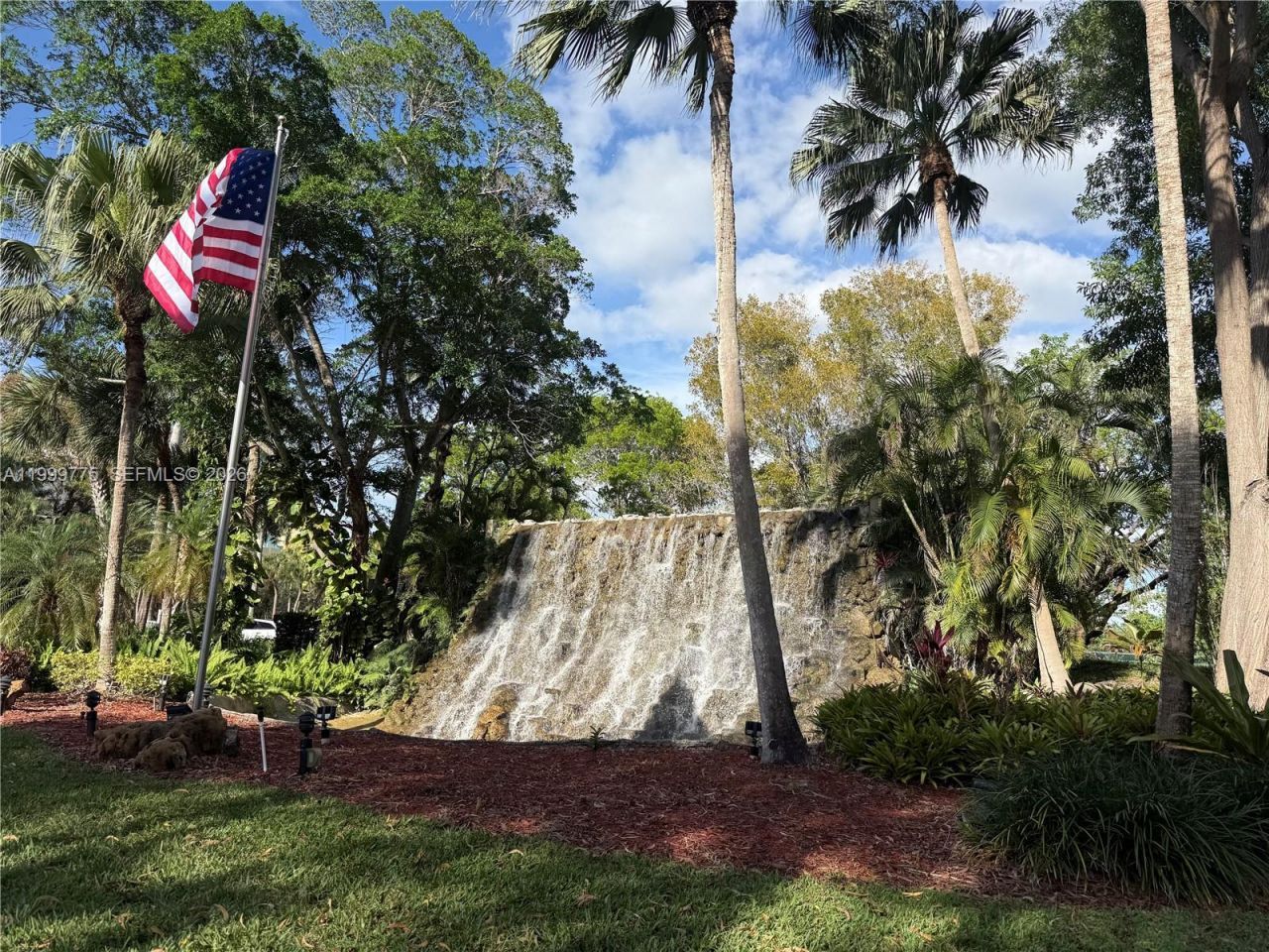 16500 Golf Club Rd, Unit 309, Weston, FL 33326 Photo