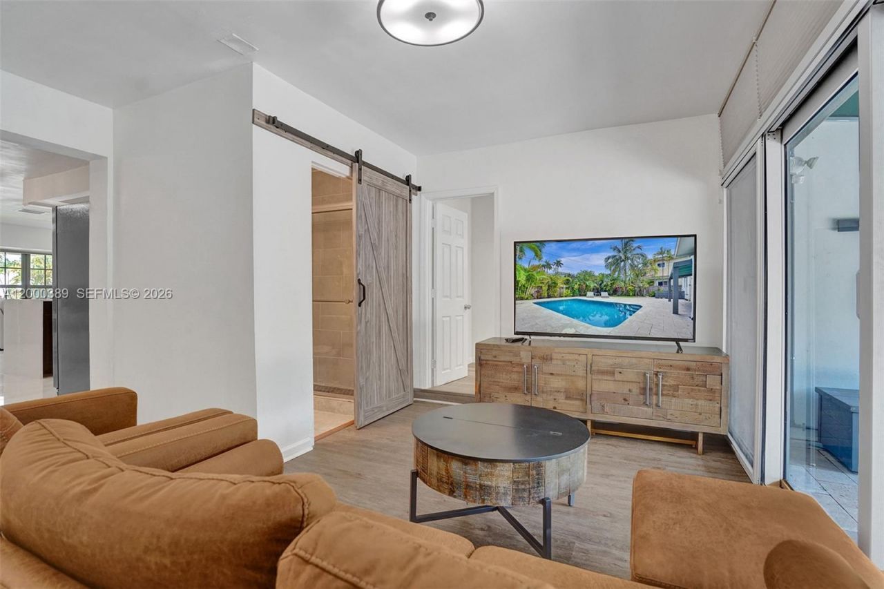 1116 Hollywood Blvd, Hollywood, FL 33019 Photo