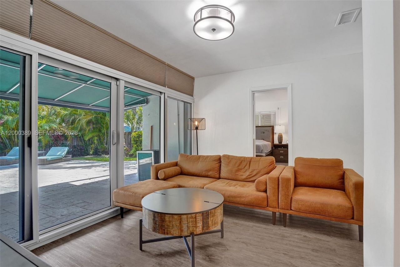 1116 Hollywood Blvd, Hollywood, FL 33019 Photo