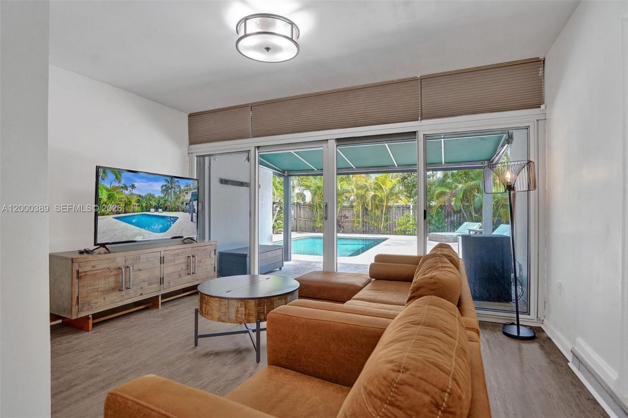 1116 Hollywood Blvd, Hollywood, FL 33019 Photo
