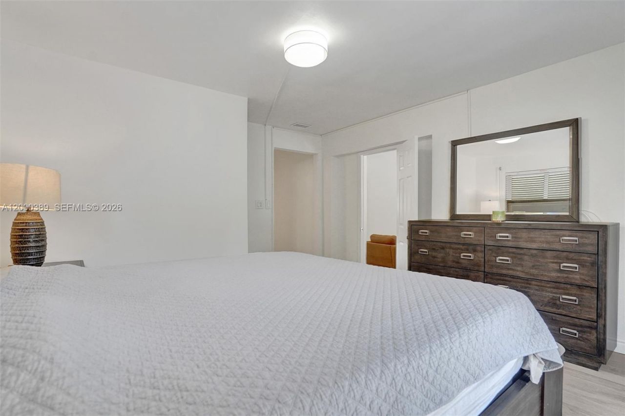 1116 Hollywood Blvd, Hollywood, FL 33019 Photo