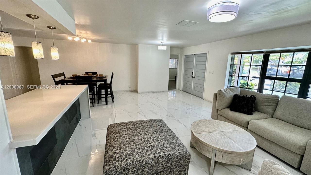 1116 Hollywood Blvd, Hollywood, FL 33019 Photo