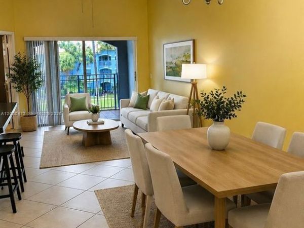 9645 NW 1st Ct, Unit 1-303, Pembroke Pines, FL 33024