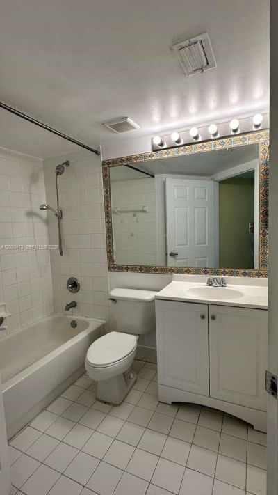 9645 NW 1st Ct, Unit 1-303, Pembroke Pines, FL 33024 Photo