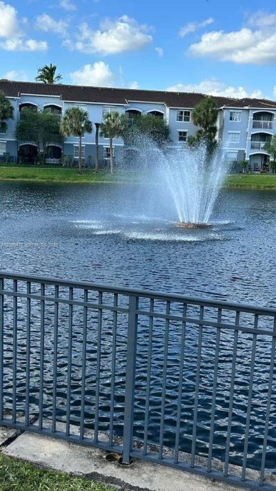 9645 NW 1st Ct, Unit 1-303, Pembroke Pines, FL 33024 Photo