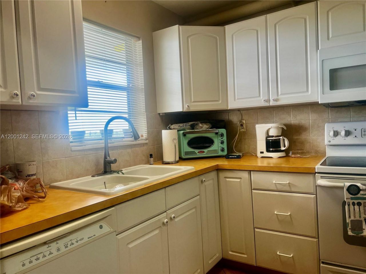 5860 NW 44th St, Unit 804, Lauderhill, FL 33319 Photo