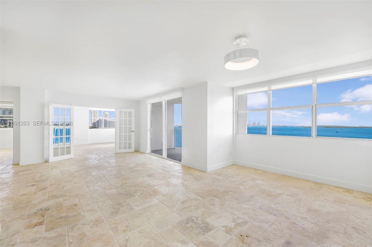 1420 Brickell Bay Dr, Unit 1401A, Miami, FL 33131 Photo