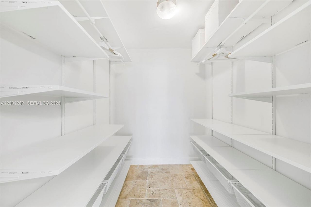 1420 Brickell Bay Dr, Unit 1401A, Miami, FL 33131 Photo