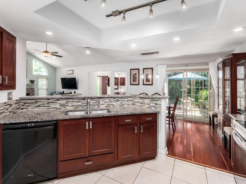 434 Hidden Ravines Drive , Powell, OH 43065 Photo 11