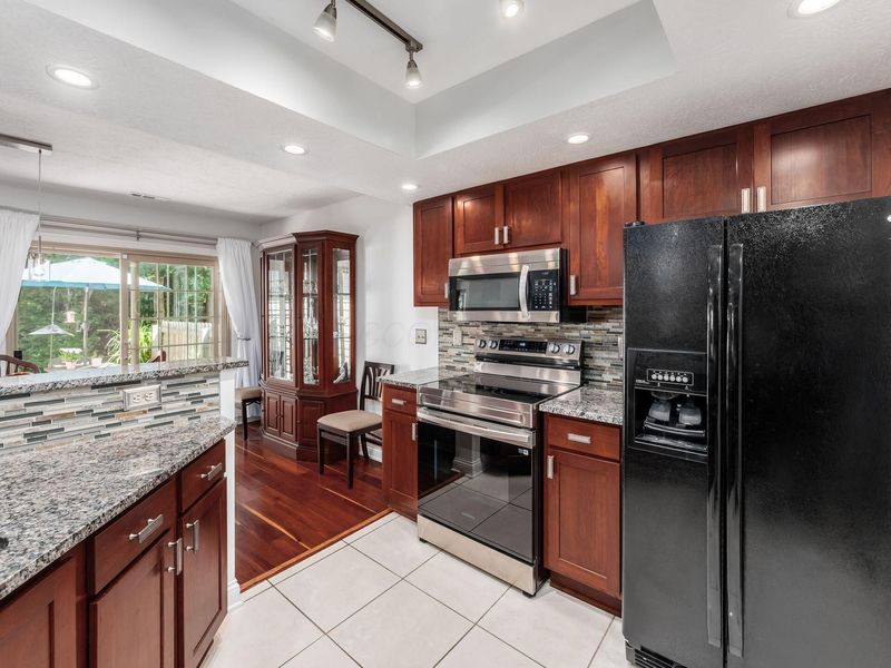 434 Hidden Ravines Drive , Powell, OH 43065 Photo 12