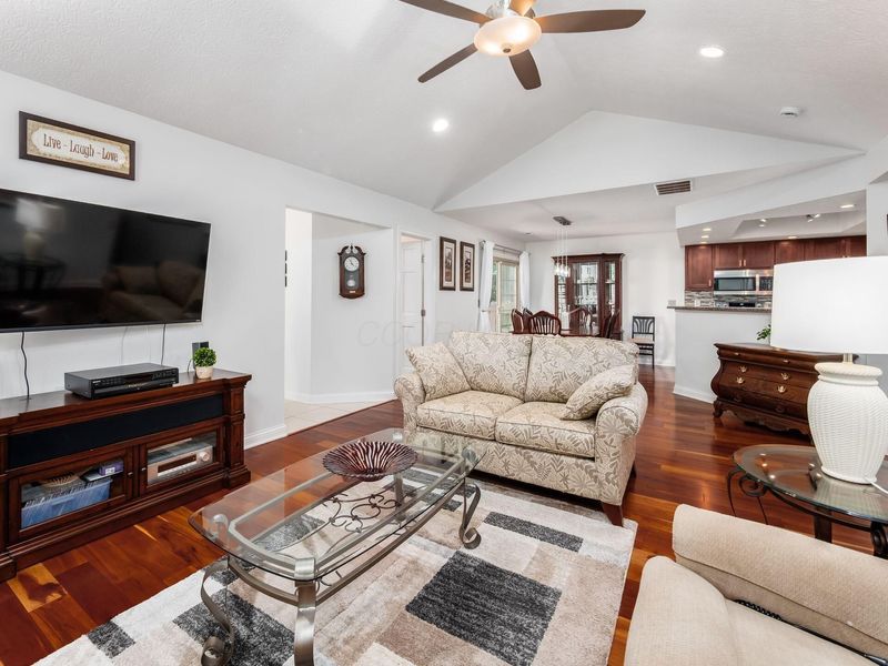 434 Hidden Ravines Drive , Powell, OH 43065 Photo 8