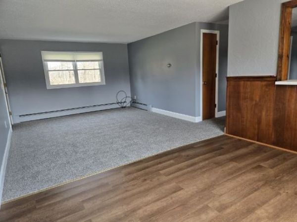 19 Chapman Ave, Unit 21, West Brookfield, MA 01585