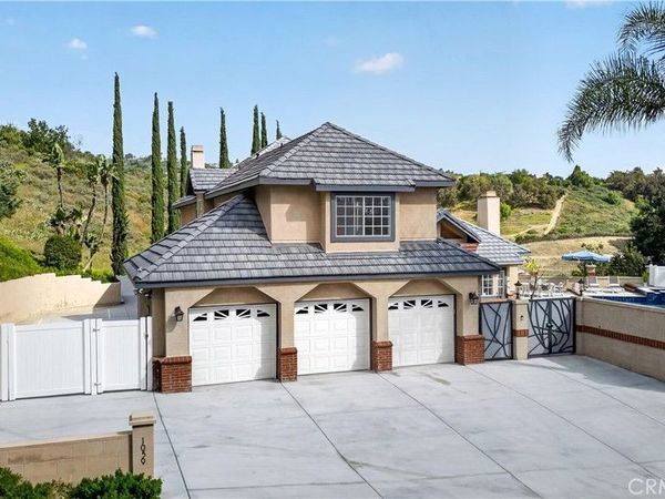 1050 N High Knoll, Walnut, CA 91789