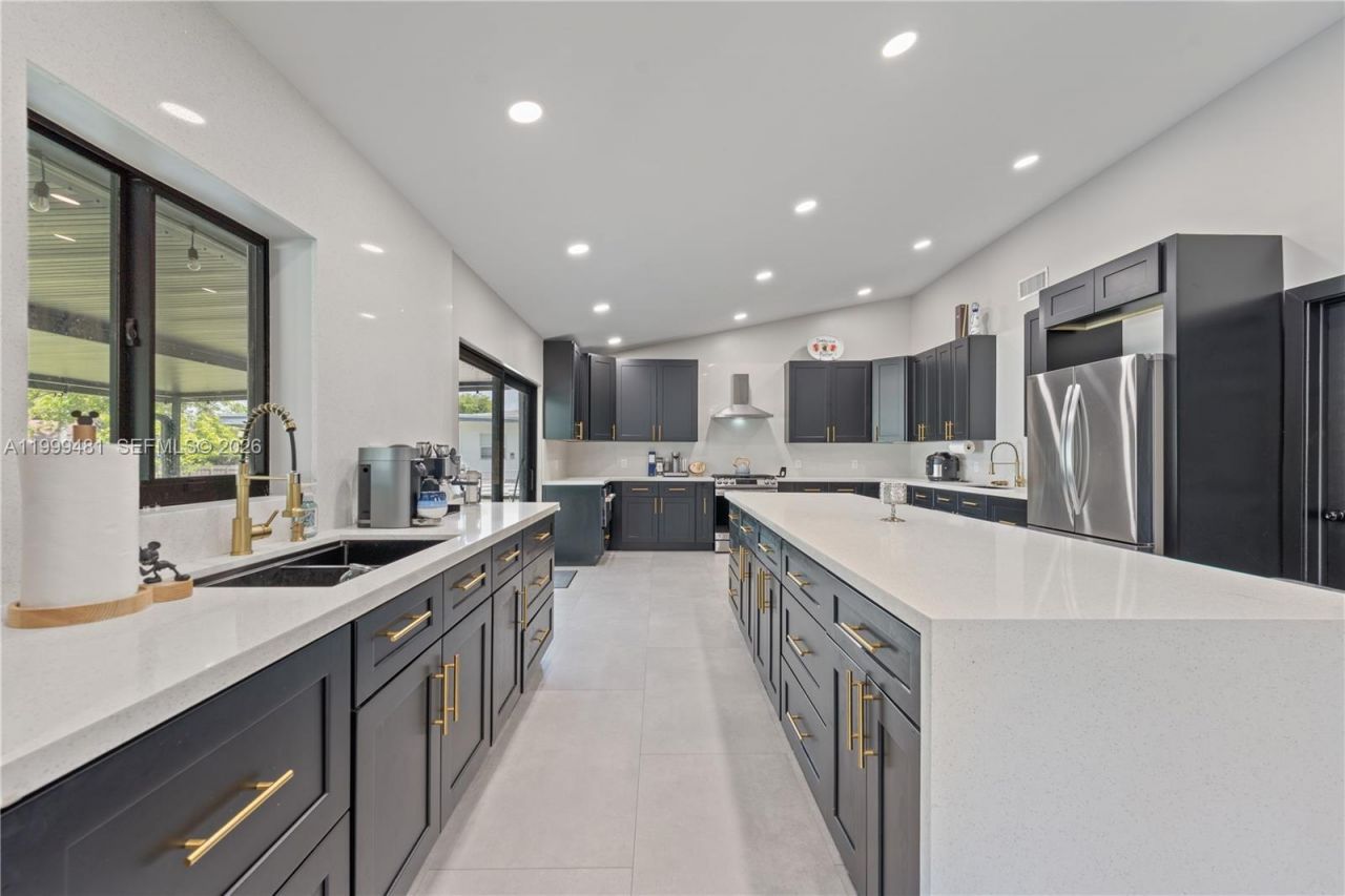 18462 SW 88th Pl, Cutler Bay, FL 33157 Photo