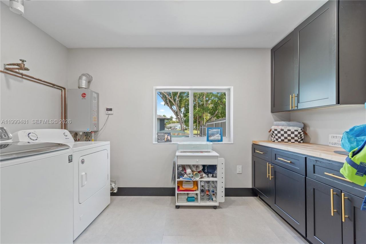 18462 SW 88th Pl, Cutler Bay, FL 33157 Photo