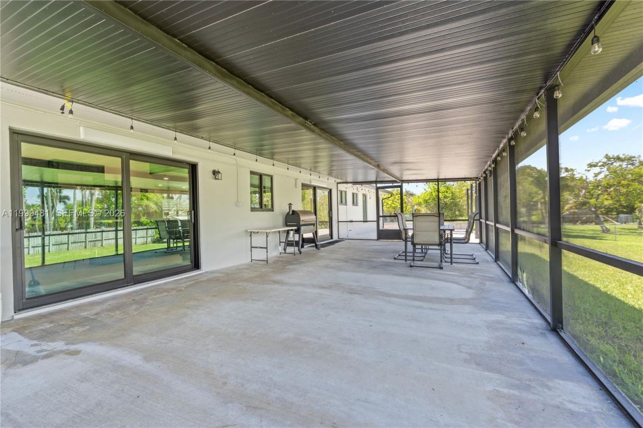 18462 SW 88th Pl, Cutler Bay, FL 33157 Photo