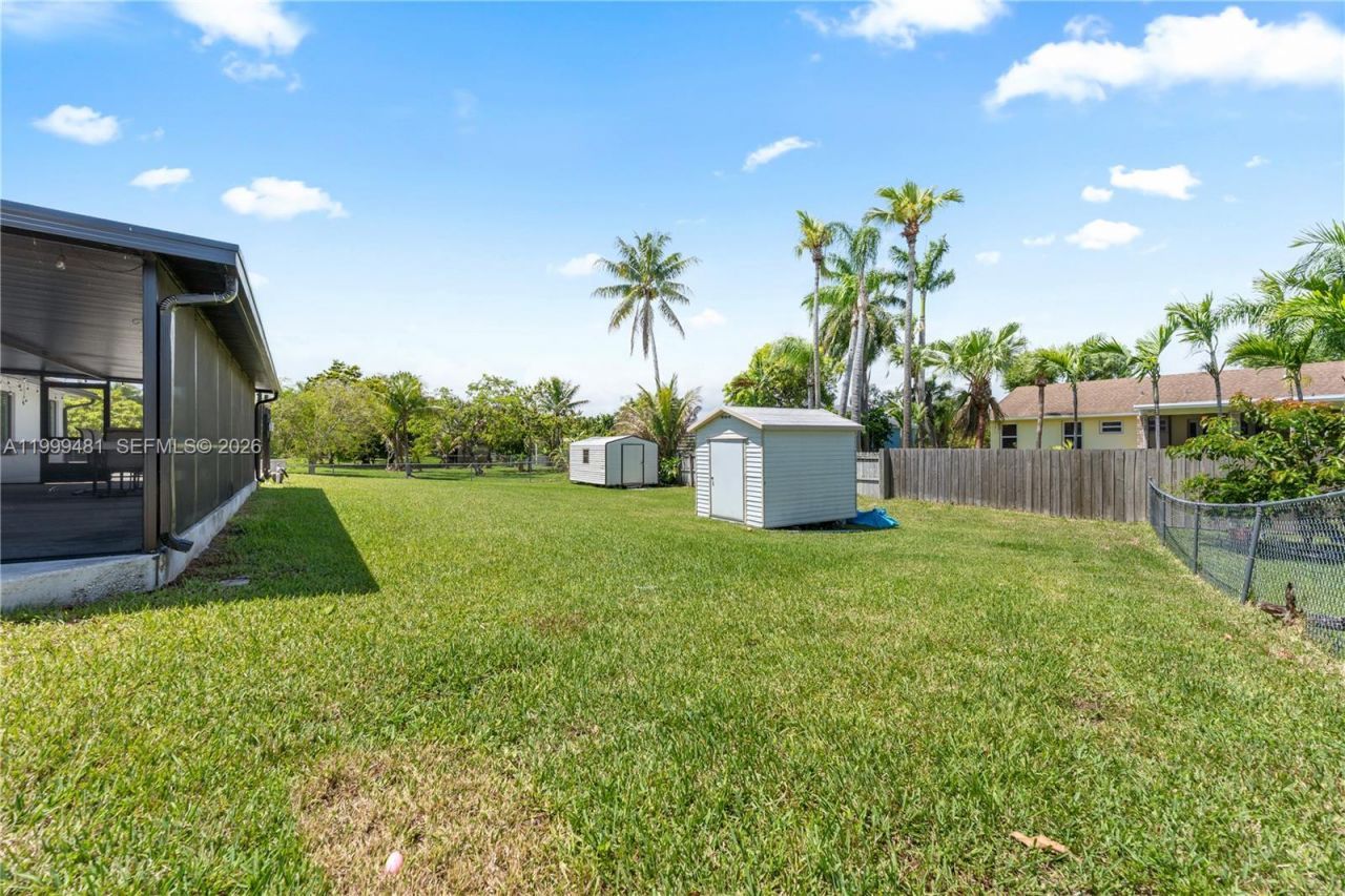 18462 SW 88th Pl, Cutler Bay, FL 33157 Photo