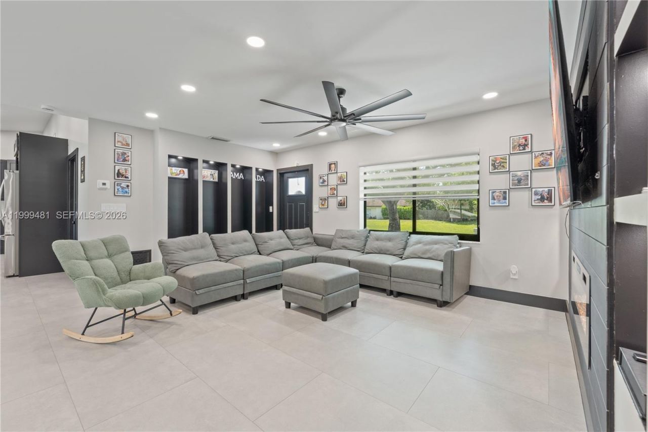 18462 SW 88th Pl, Cutler Bay, FL 33157 Photo