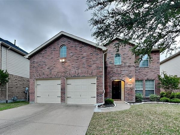 710 Hickory Lane, Fate, TX 75087