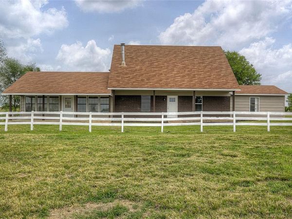 3210 Fm 1563 , Wolfe City, TX 75496