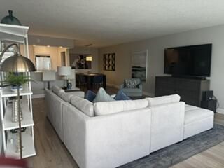 1170 N Federal Highway, Unit 604, Fort Lauderdale, FL 33304 Photo