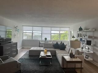 1170 N Federal Highway, Unit 604, Fort Lauderdale, FL 33304 Photo