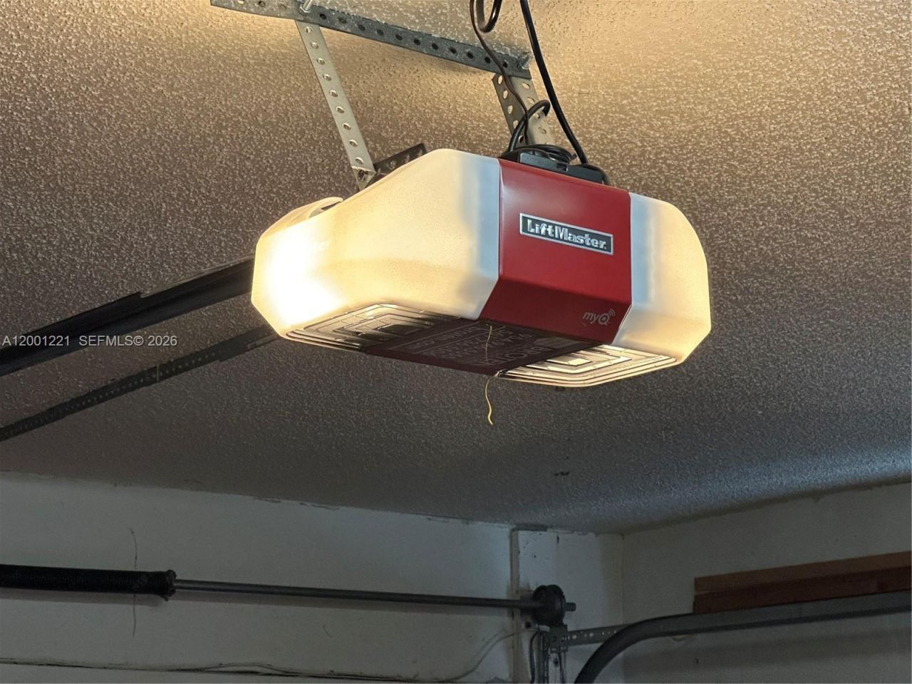 7003 NW 40th Pl, Coral Springs, FL 33065 Photo