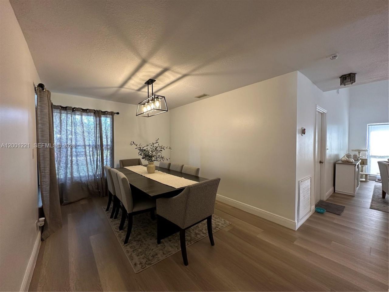 7003 NW 40th Pl, Coral Springs, FL 33065 Photo