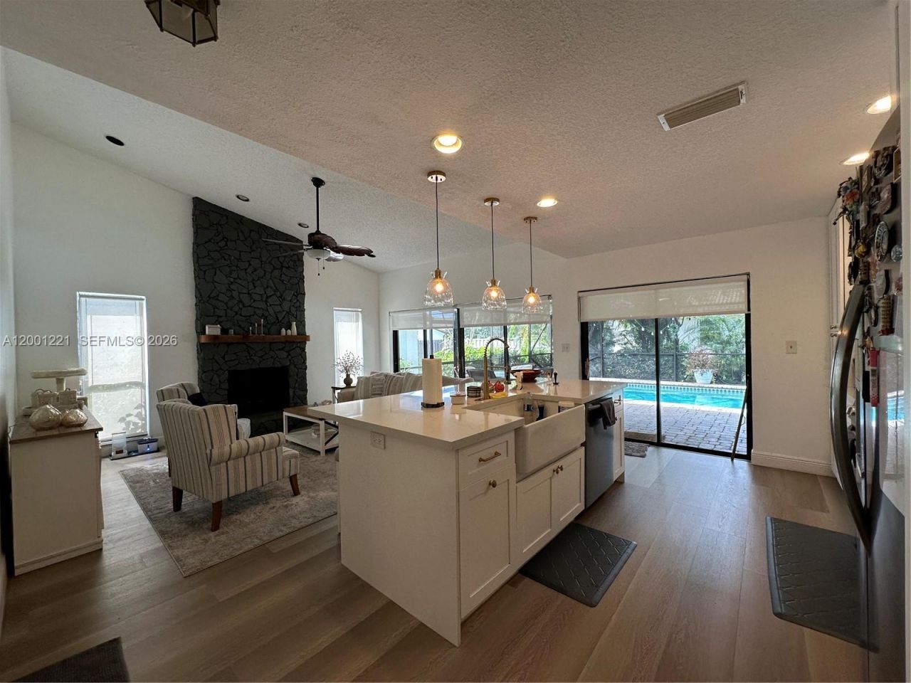 7003 NW 40th Pl, Coral Springs, FL 33065 Photo