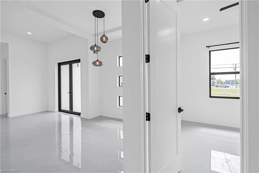 2304 NW 23rd Ave, Cape Coral, FL 33993 Photo