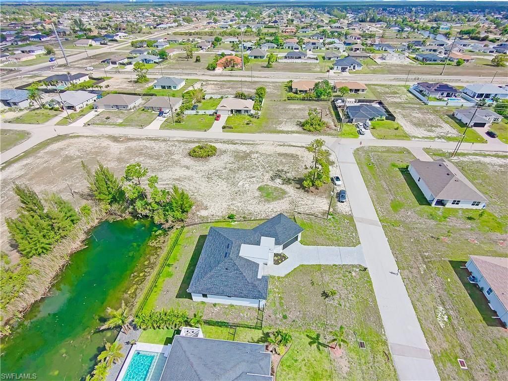 2304 NW 23rd Ave, Cape Coral, FL 33993 Photo