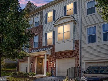 2881 CHINKAPIN OAK LANE, Unit 236, WOODBRIDGE, VA 22191