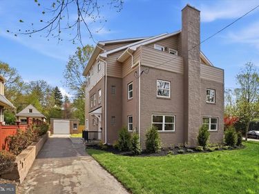 425 GROVE PLACE, NARBERTH, PA 19072