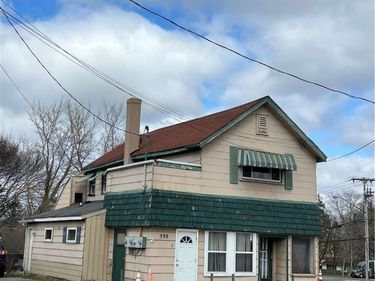 598 Ridge Road, Unit 2, Webster, NY 14580