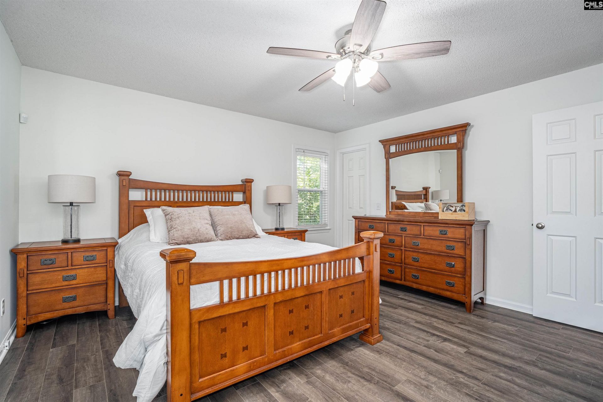 300 Rollingwood Drive  Photo 20